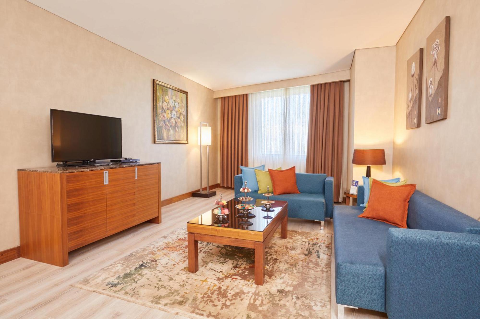 Dedeman Konya Hotel Convention Center Kültér fotó