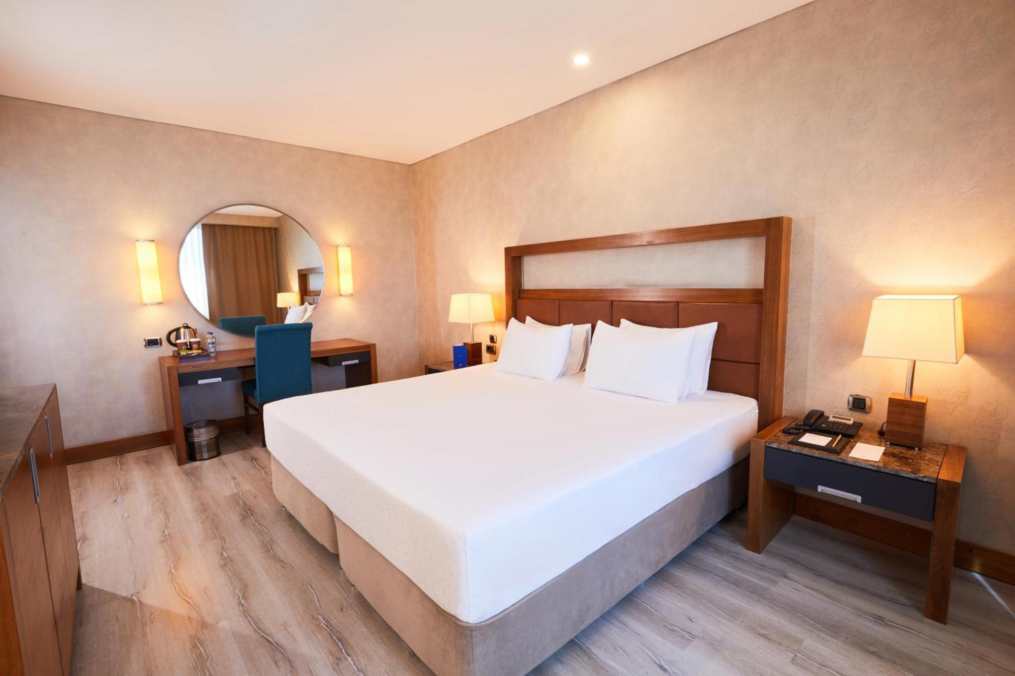 Dedeman Konya Hotel Convention Center Kültér fotó